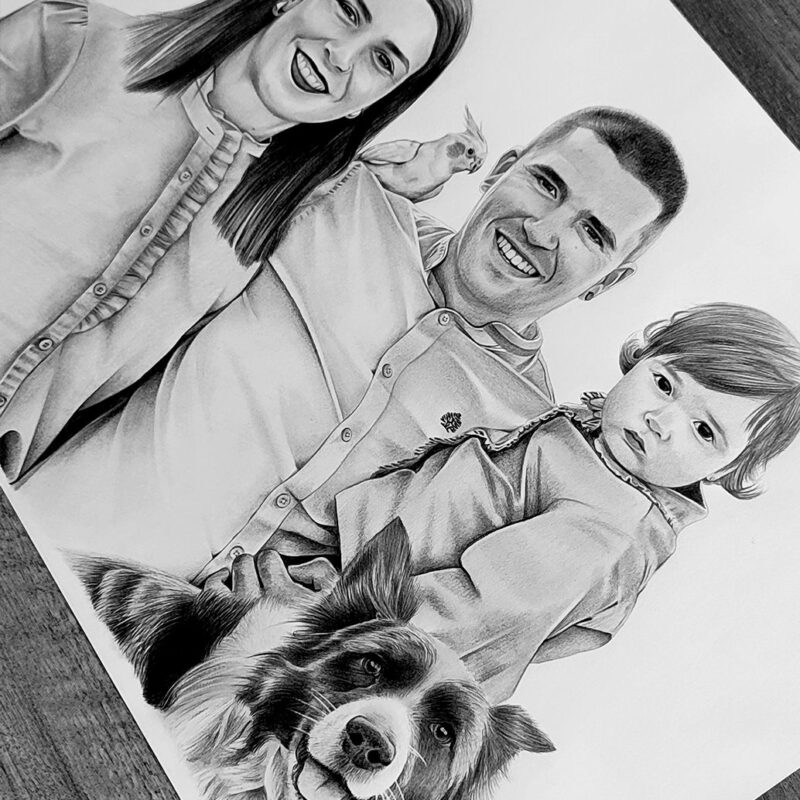 <strong>Retrato familiar con mascotas,</strong> 2026.
