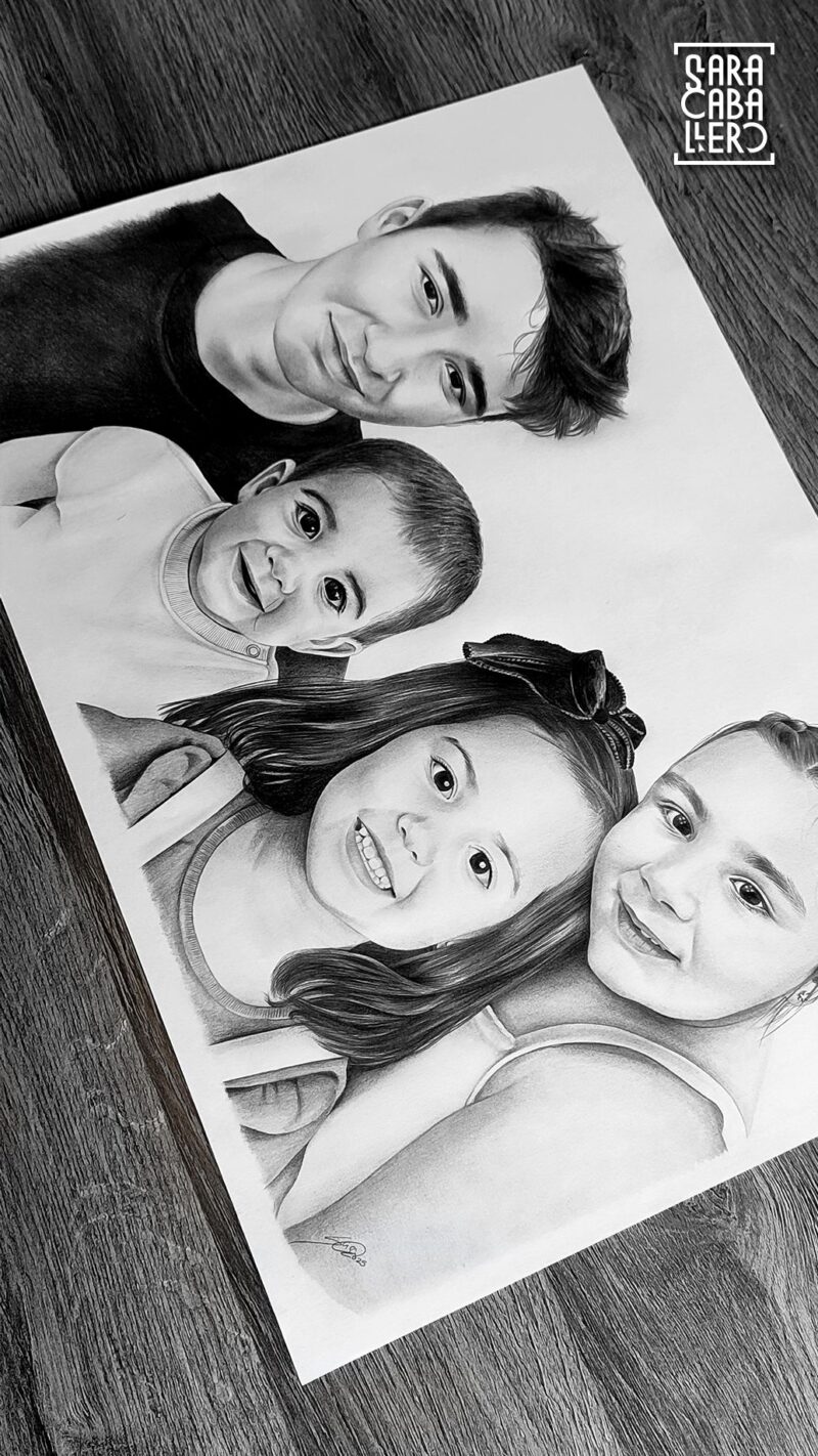 <strong>Retrato familiar infantil,</strong> 2025.